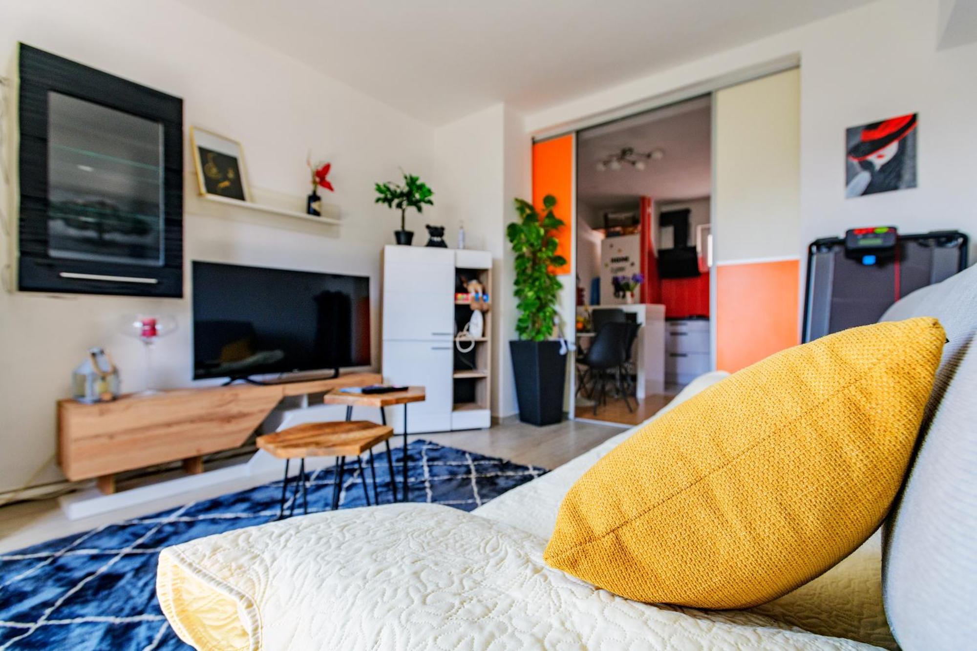 Fancy Apartment - Near The Zadar Bridge Bagian luar foto